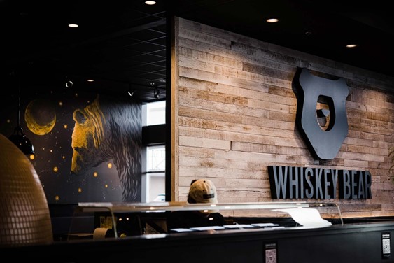 Whiskey Bear Bar 