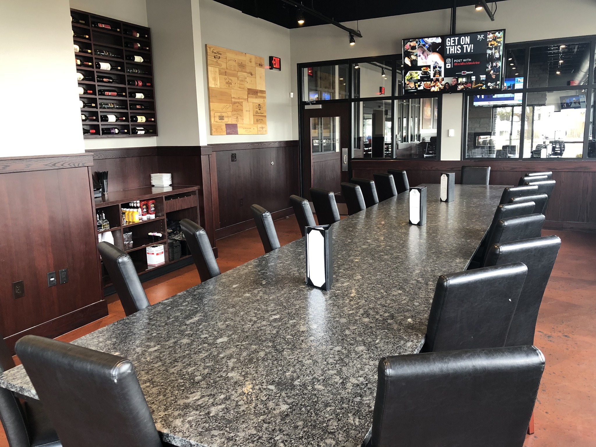 Black Rock Bar & Grill