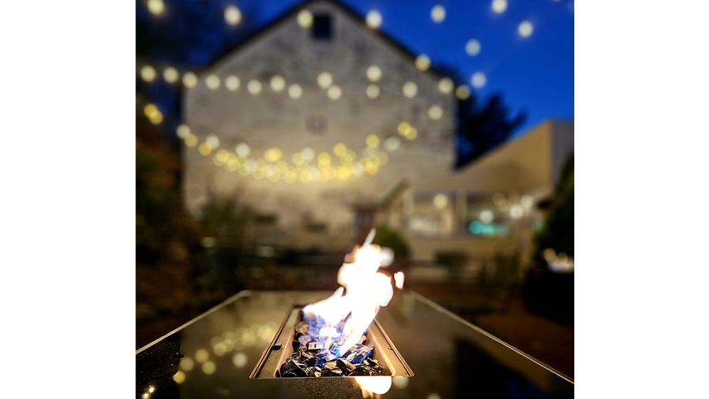 The Carriage House Restaurant & Pub