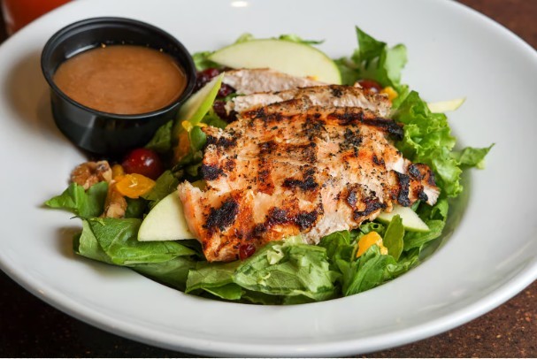 Mick's All American Pub