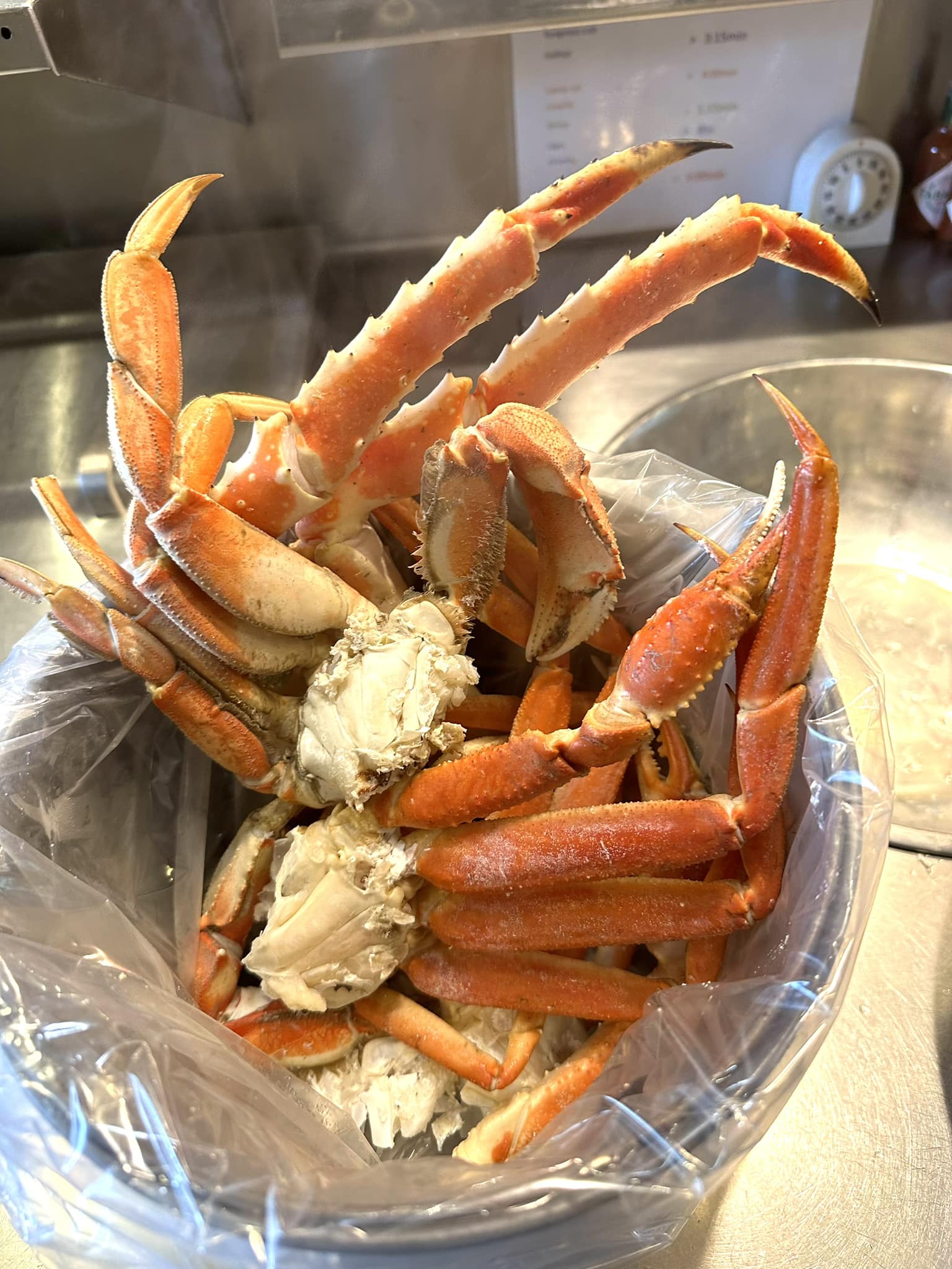 Crackin' Crab Seafood Boil 