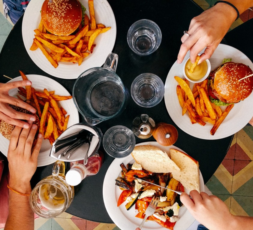 Quinn's Restaurant & Lounge